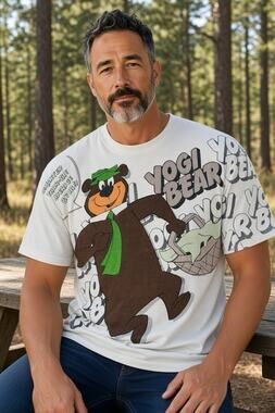 Vintage Hanna-Barbera 1992 Men's L Yogi Bear All Over Print Graphic T-Shirt